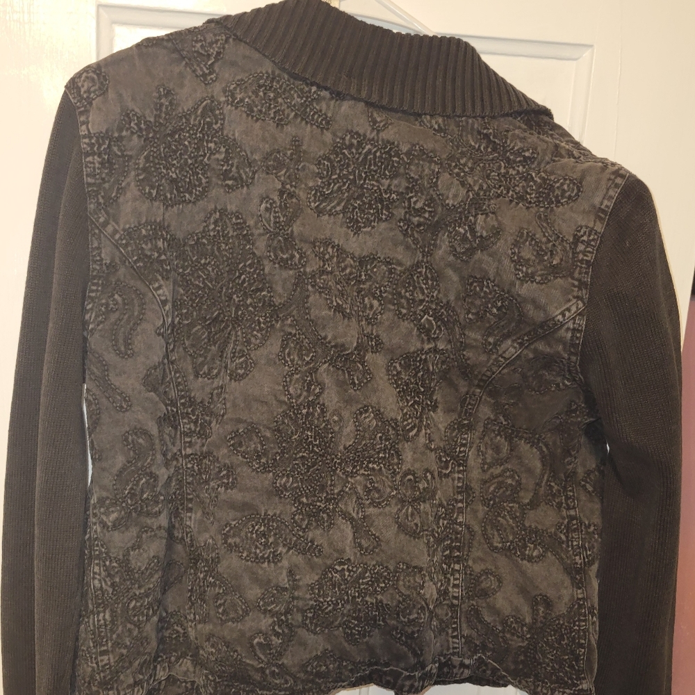 Womens jacket - Picture 2 of 2